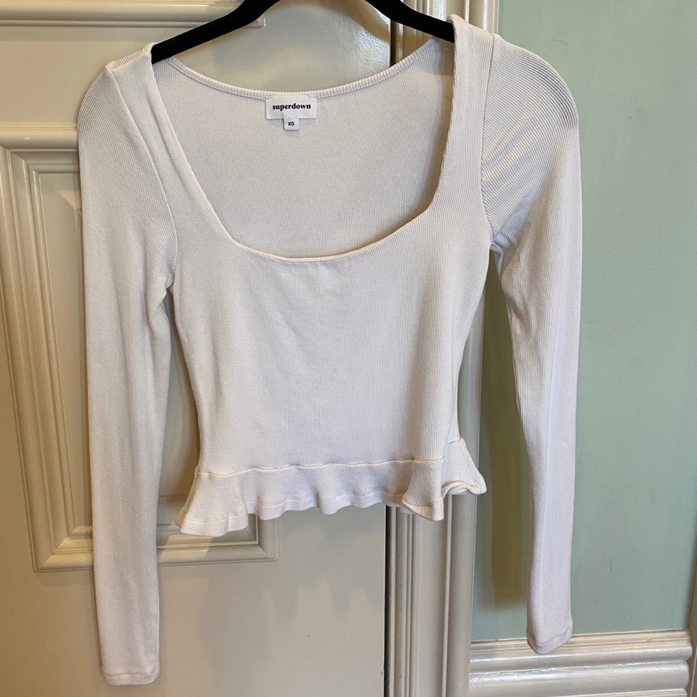 Superdown Long Sleeve Ribbed Top - Picture 2 of 3
